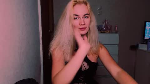 Carin online show from 10.04.25