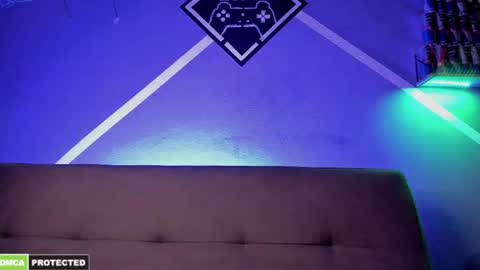 Carl online show from 10.10.25