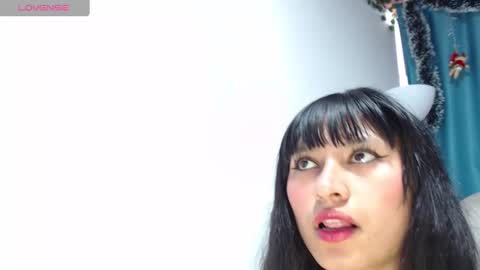 carla_77 online show from 01.04.25