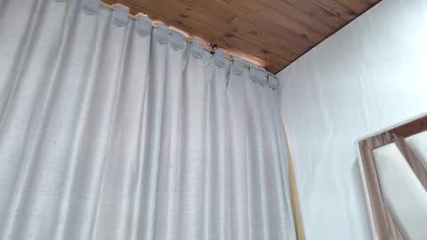 carla_77 online show from 02.21.25