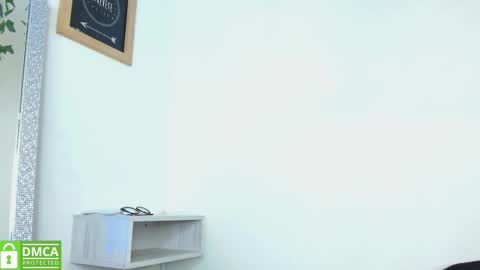 Carla online show from 11.05.25