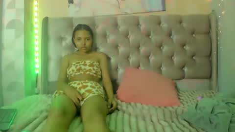 Carla y Camila  online show from 06.20.26