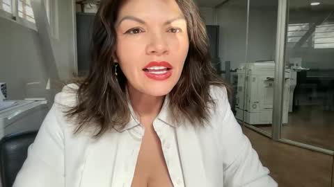 Carla Connor online show from 09.23.25