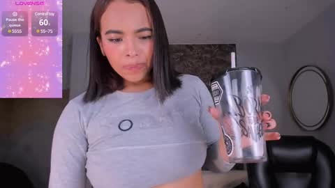 Carla online show from 03.11.25