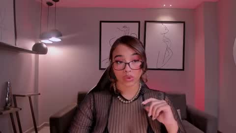 Carla online show from 03.12.25