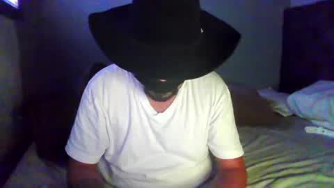 Snapshot of carlos100699 chatting on 08.06.26 carlos100699 online show from 08.06.26