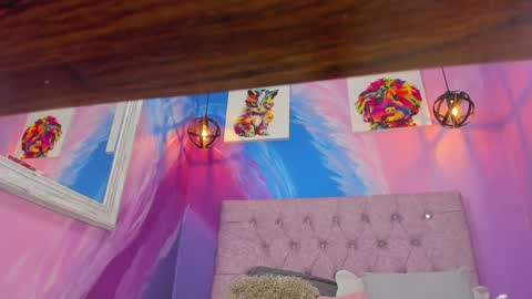 Snapshot of carlota_swan chatting on 01.13.25 carlota online show from 01.13.25