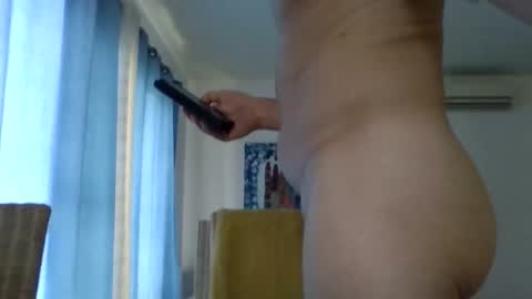 Snapshot of carlss0n chatting on 02.08.26 Carls online show from 02.08.26