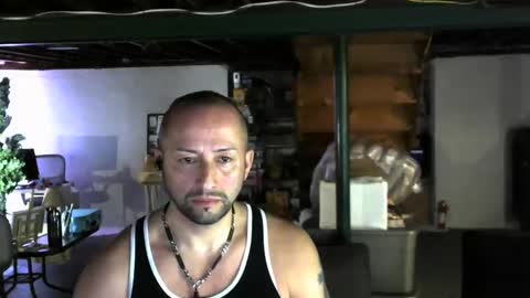 Snapshot of carltun1974 chatting on 12.02.24 Carl online show from 12.02.24