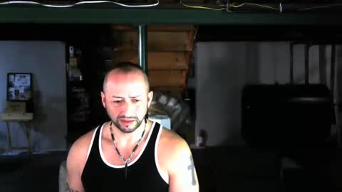 Snapshot of carltun1974 chatting on 12.02.24 Carl online show from 12.02.24
