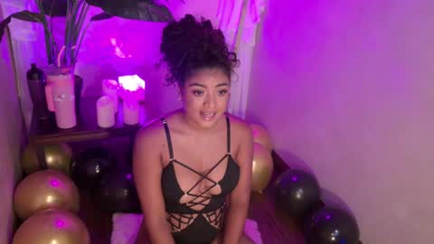 Carly Monroe  online show from 10.01.25