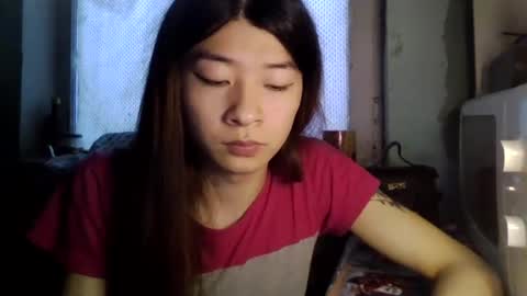 CarlyJoy online show from 02.12.25