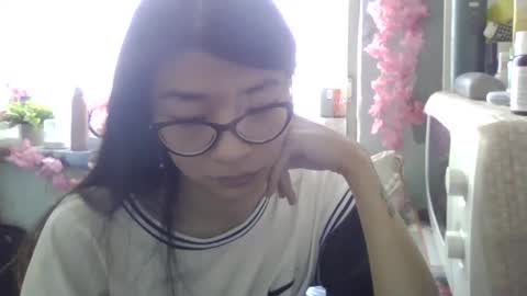 CarlyJoy online show from 10.03.25