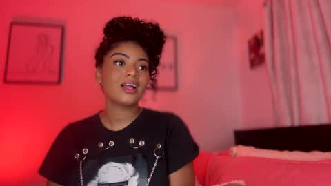 Littlecarly  online show from 03.05.25