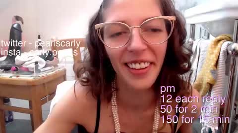 Carly Pearls online show from 12.22.24
