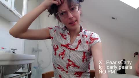 Carly Pearls online show from 05.25.26
