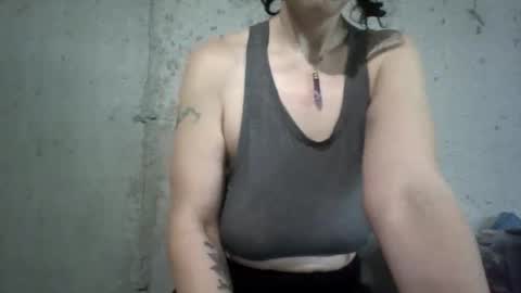 Carly Smiles online show from 01.02.25