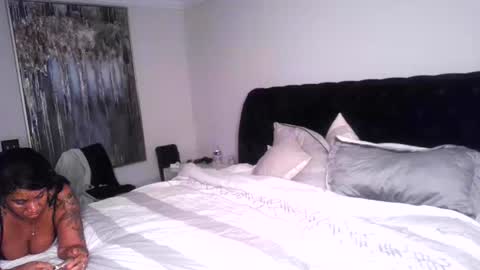 Carmen Savage online show from 09.22.25