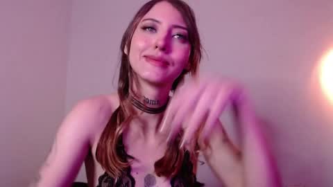 Snapshot of carmennrusso chatting on 02.21.26 carmennrusso online show from 02.21.26