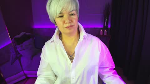 Carmen online show from 01.11.25