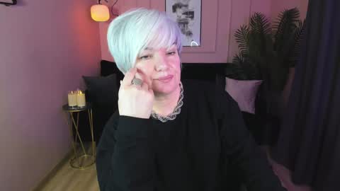 Carmen online show from 02.08.25