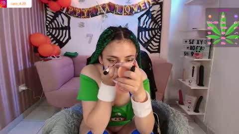 Caro Fisher online show from 10.31.25