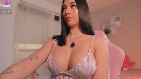 Snapshot of caro_sanchezz chatting on 09.26.25 caro_sanchezz online show from 09.26.25