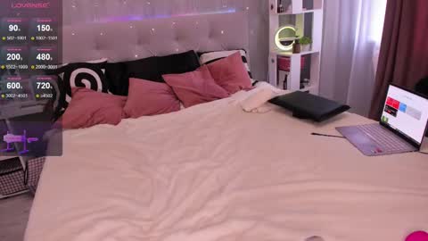 carol_may_ online show from 03.07.25