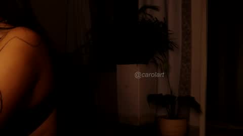 Snapshot of carolart chatting on 02.09.25 carolart online show from 02.09.25