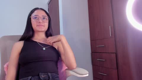 Caroline online show from 12.04.24