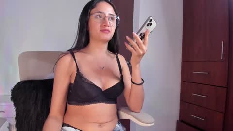 Caroline online show from 12.30.24