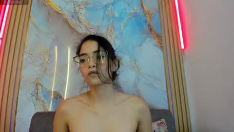 CAROLINA  online show from 04.01.26