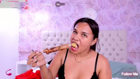 carolina evanss online show from 02.06.25