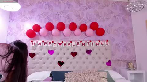 carolina evanss online show from 02.16.25