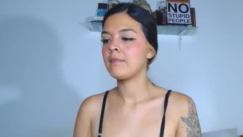 CarolinaM online show from 10.24.25