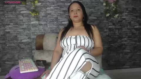 Camelia online show from 09.09.25