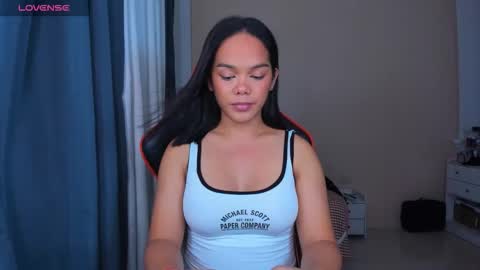 caroline_east online show from 10.16.25