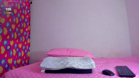 Caroline Tovar   Lovense is active my orgasms in your hands Give me more pleasure and make me cum online show from 01.29.25