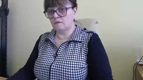 Snapshot of carolinedream_ chatting on 02.07.25 CarolineDream online show from 02.07.25