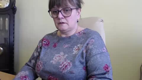 Snapshot of carolinedream_ chatting on 02.12.25 CarolineDream online show from 02.12.25