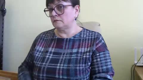 Snapshot of carolinedream_ chatting on 02.18.25 CarolineDream online show from 02.18.25