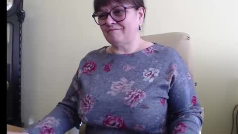 Snapshot of carolinedream_ chatting on 02.20.25 CarolineDream online show from 02.20.25