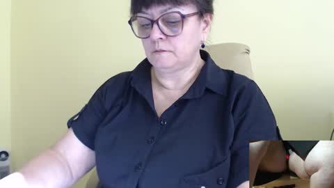 Snapshot of carolinedream_ chatting on 09.09.25 CarolineDream online show from 09.09.25