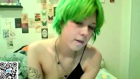 Snapshot of carolinerichter chatting on 02.27.26 CarolineRichter online show from 02.27.26