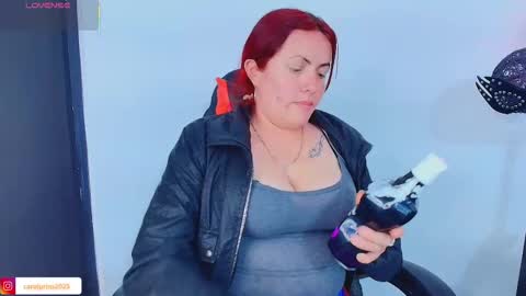 Carolinhe  online show from 11.19.25