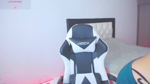 CarolinneFiotti online show from 10.28.25