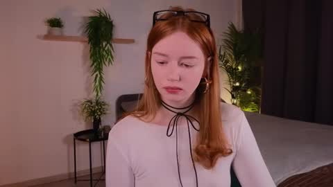 Snapshot of carolinnk chatting on 10.19.25 Caro online show from 10.19.25