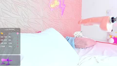 Snapshot of carollin_1 chatting on 01.23.25 carol  online show from 01.23.25