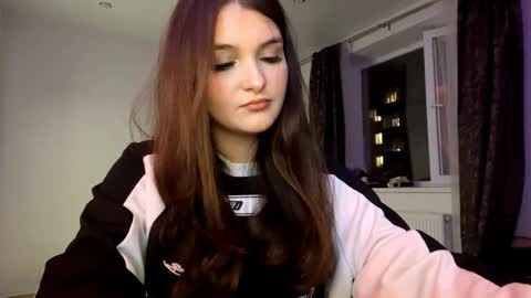 Elizabeth online show from 09.17.25
