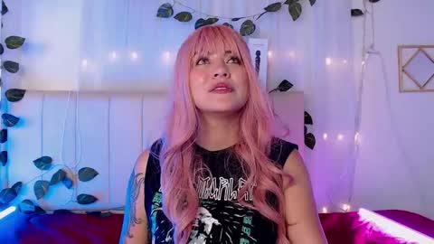    online show from 01.30.25